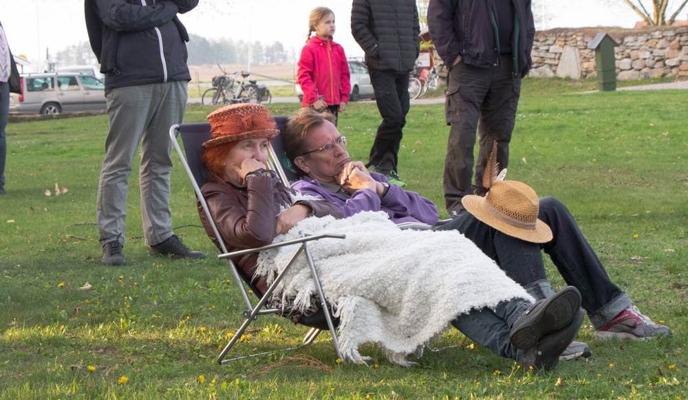 Kan man ha det bättre. Vacker miljö, trevliga människor och skön sång.